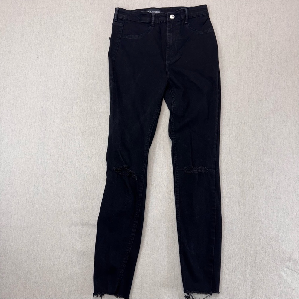 Zara Size 6 Womens Jeans Skinny Raw Hem Distressed Black High Rise